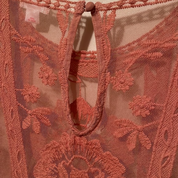 Xhilaration Sheer Coral Top XL - Picture 7 of 9